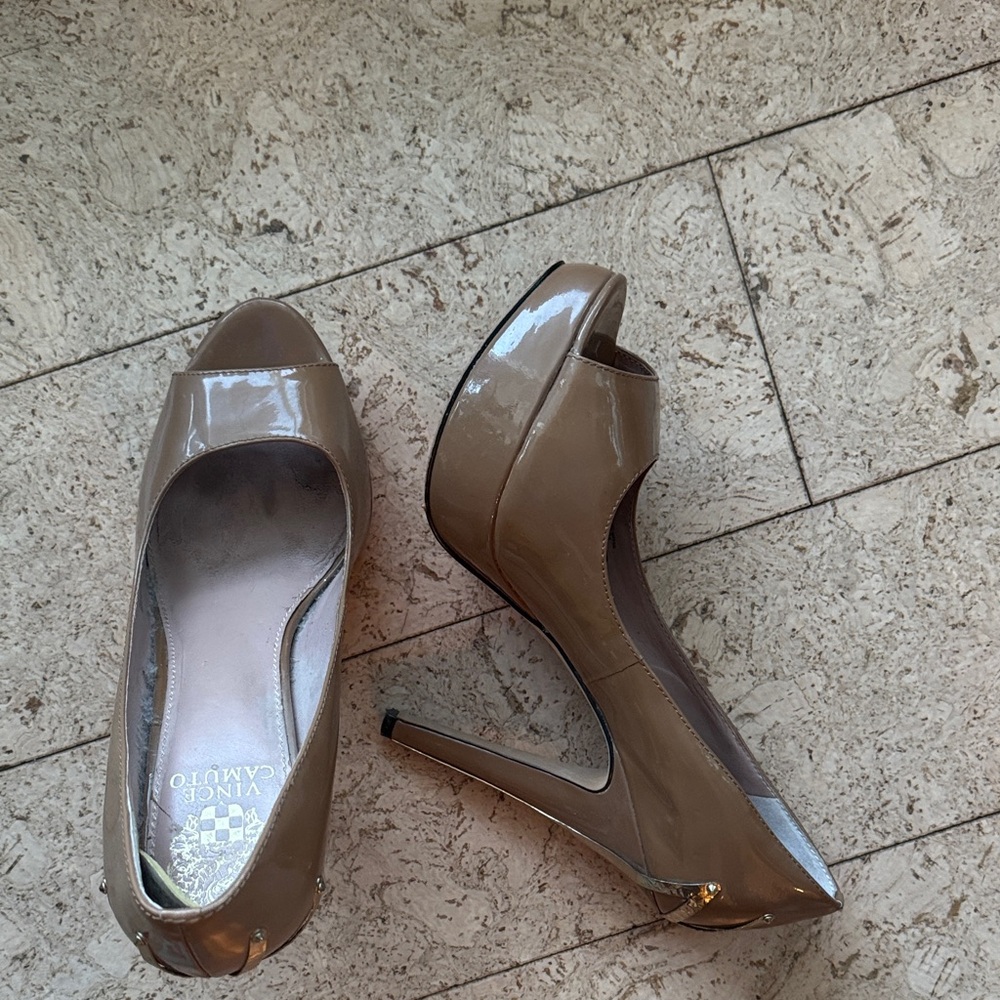Vince Camuto Nude Heel